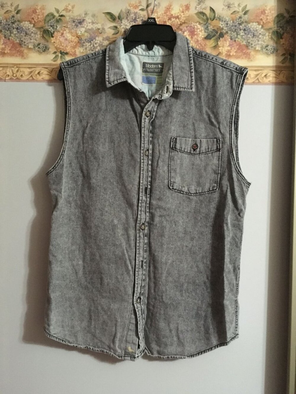 Modern Amusement Medium Acid Wash Black Sleeveless Biker Retro Denim Button Top